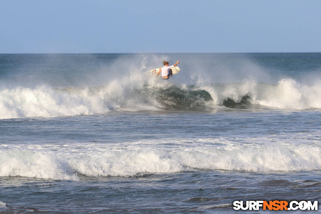 Nicaragua Surf Report - Report Photo 12/31/2015  3:15 PM 