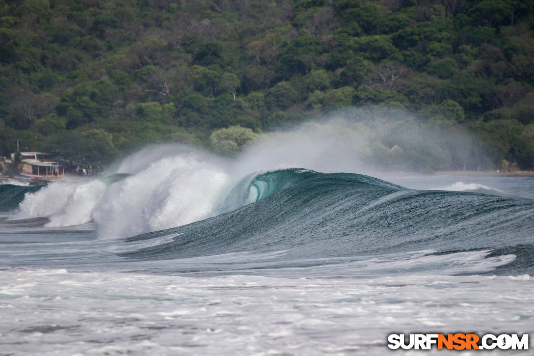 Surf Report for 05/18/2022