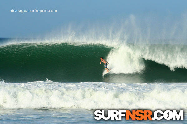 Surf Report for 04/08/2011