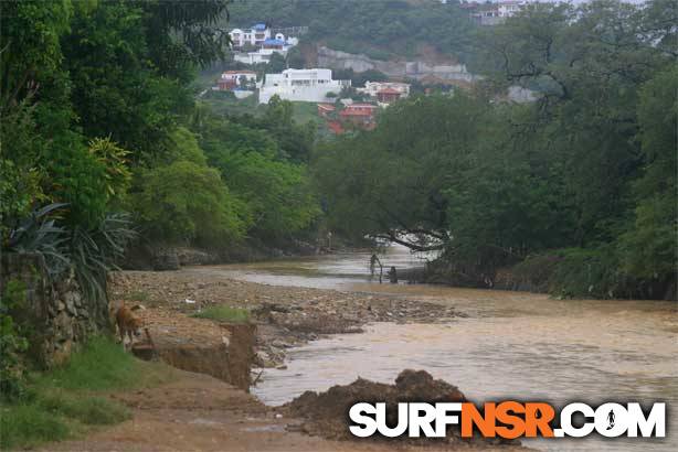 Nicaragua Surf Report - Report Photo 10/09/2005  8:53 PM 