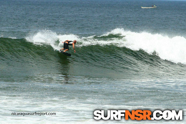 Nicaragua Surf Report - Report Photo 04/11/2011  6:25 PM 