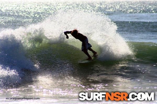 Nicaragua Surf Report - Report Photo 01/06/2011  9:14 PM 