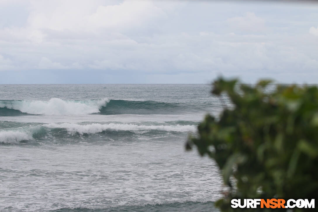 Surf Report for 10/04/2023