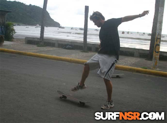 Nicaragua Surf Report - Report Photo 09/28/2005  10:58 AM 