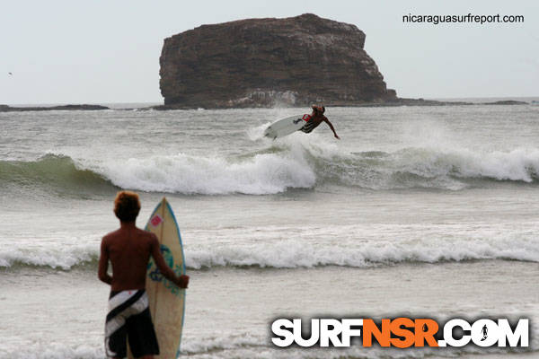 Nicaragua Surf Report - Report Photo 02/01/2011  5:56 PM 