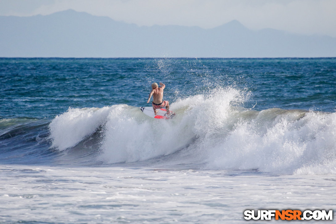 Nicaragua Surf Report - Report Photo 11/12/2017  6:10 PM 