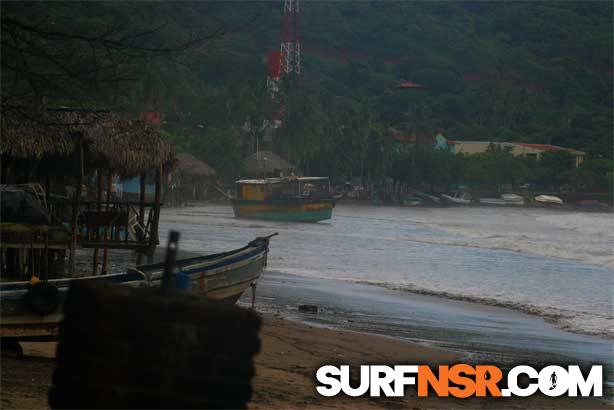 Nicaragua Surf Report - Report Photo 10/07/2005  8:39 PM 