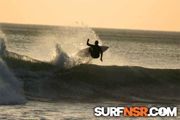 Nicaragua Surf Report - Report Photo 04/02/2006  4:09 PM 