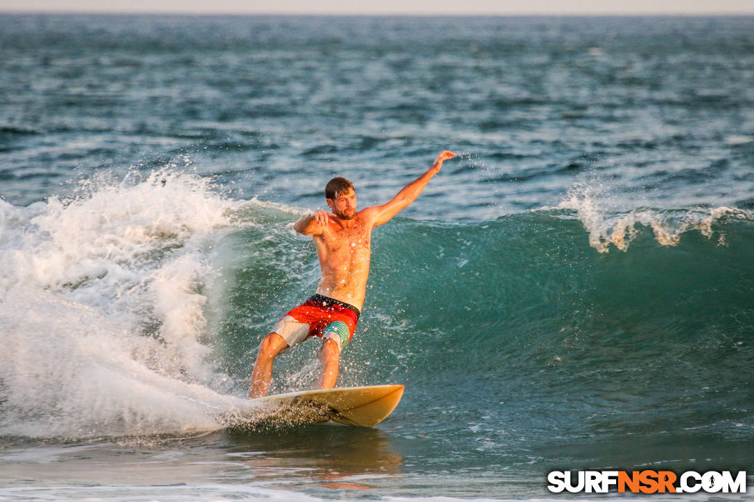 Nicaragua Surf Report - Report Photo 04/27/2020  9:25 PM 