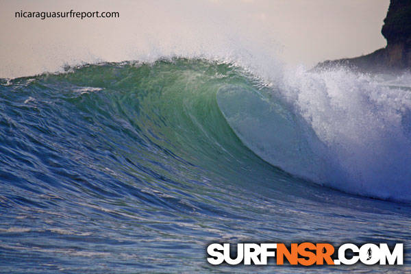 Nicaragua Surf Report - Report Photo 10/25/2010  4:05 AM 