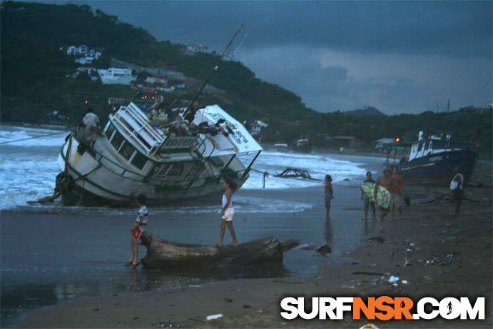 Nicaragua Surf Report - Report Photo 10/22/2005  8:10 PM 