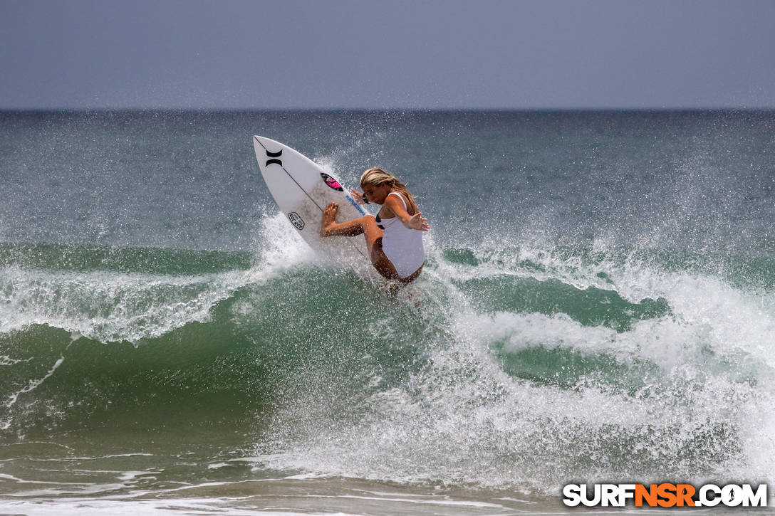 Nicaragua Surf Report - Report Photo 04/15/2018  6:09 PM 