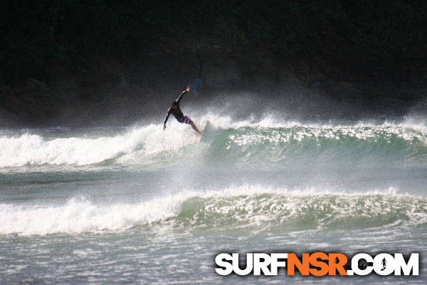 Nicaragua Surf Report - Report Photo 12/15/2010  2:41 PM 