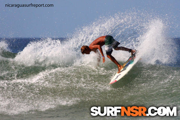 Nicaragua Surf Report - Report Photo 04/12/2011  5:21 PM 