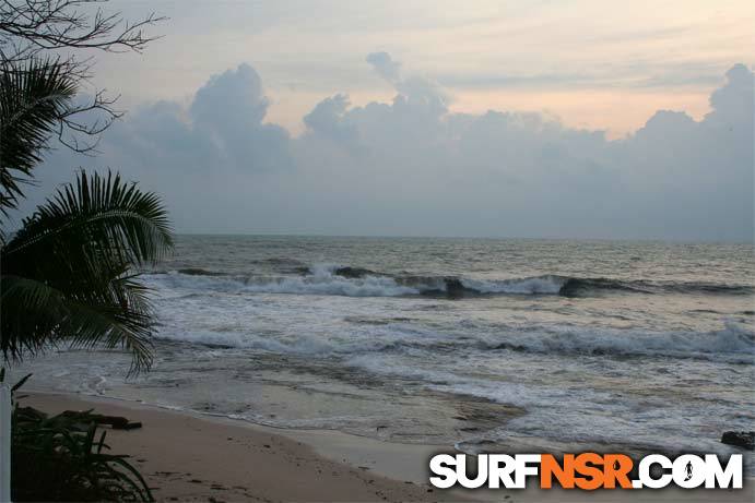 Nicaragua Surf Report - Report Photo 10/21/2005  7:51 PM 