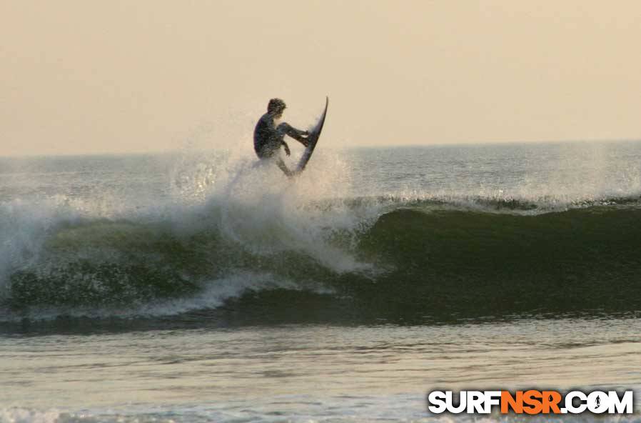 Nicaragua Surf Report - Report Photo 04/13/2005  12:12 PM 