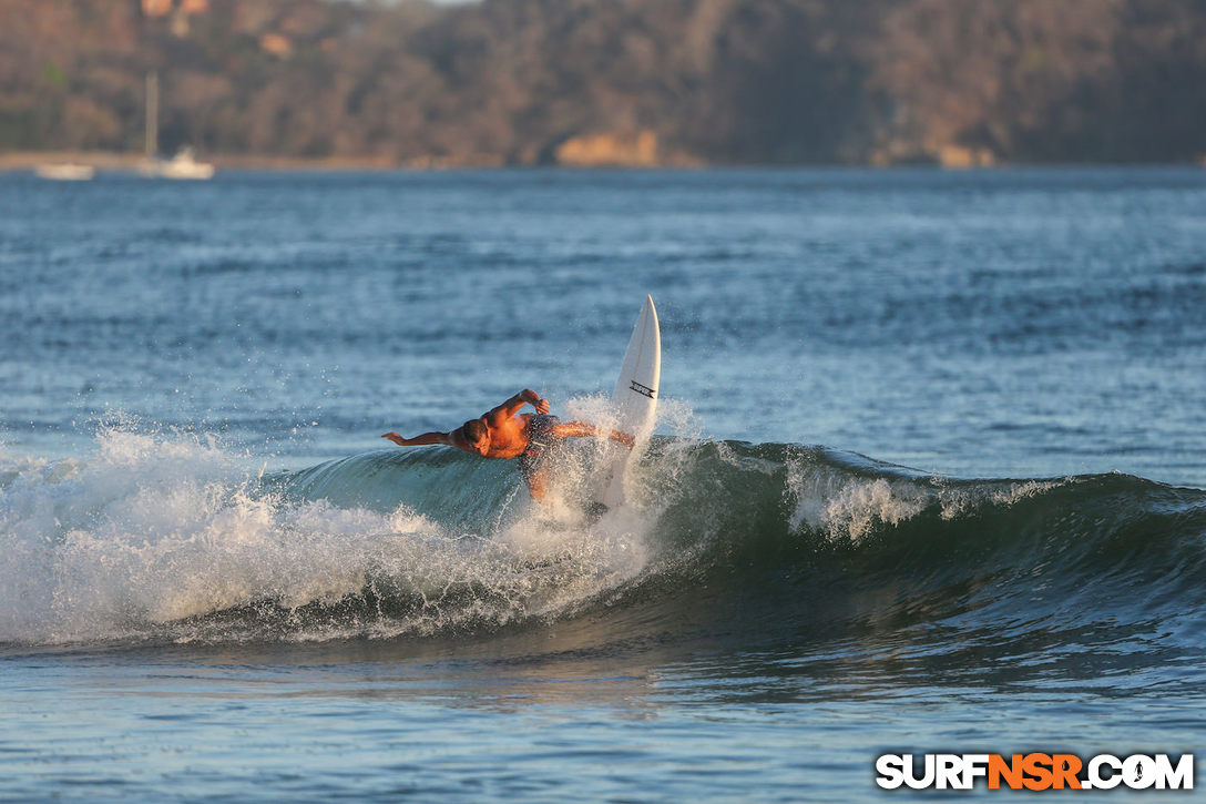 Nicaragua Surf Report - Report Photo 04/15/2017  9:27 PM 