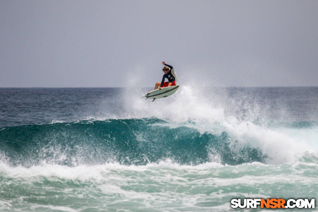Nicaragua Surf Report - Report Photo 05/19/2020  4:03 PM 