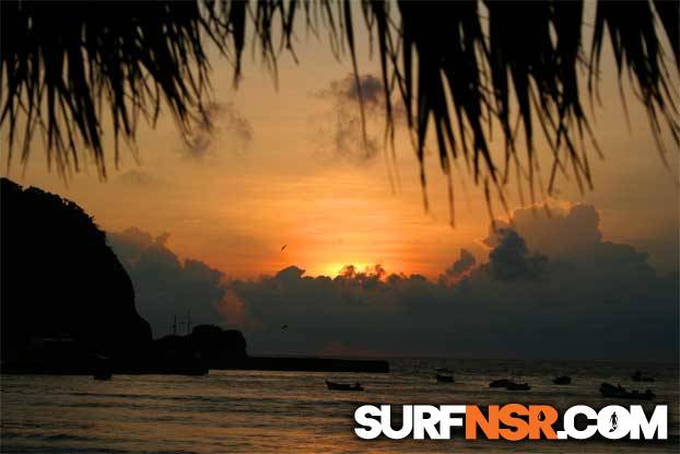 Nicaragua Surf Report - Report Photo 10/18/2005  9:11 PM 