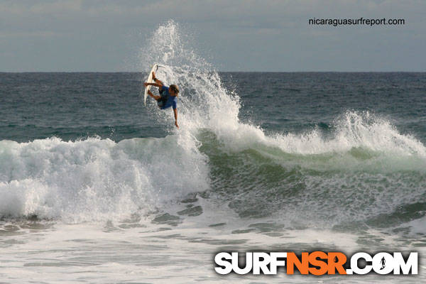 Nicaragua Surf Report - Report Photo 04/29/2010  5:54 PM 