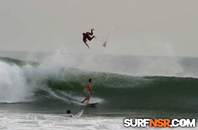 Nicaragua Surf Report - Report Photo 04/11/2005  1:16 PM 