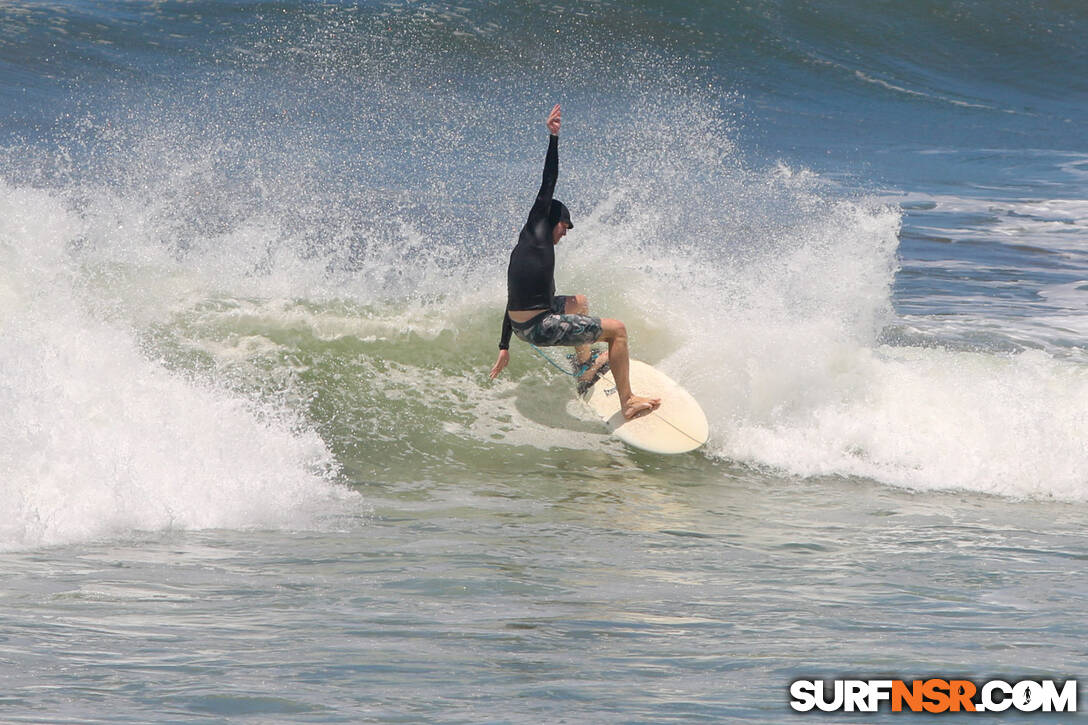 Nicaragua Surf Report - Report Photo 04/18/2024  10:24 PM 